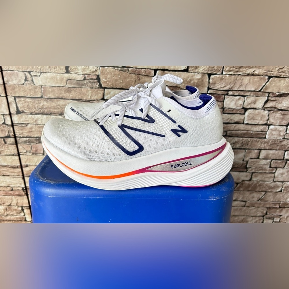 New Balance FuelCell SuperComp Trainer White Women 7.5